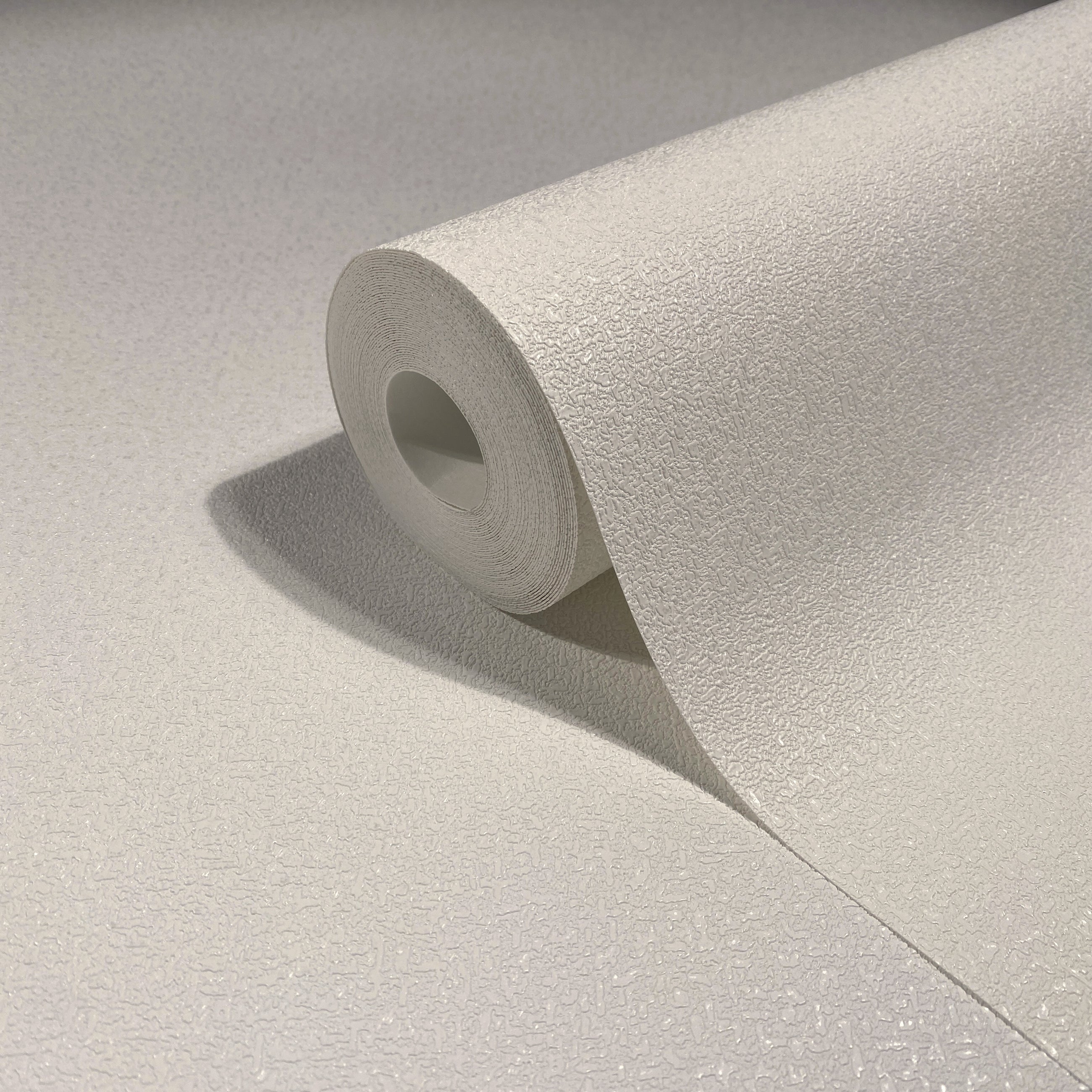 35825 Uni White Wallpaper by Galerie