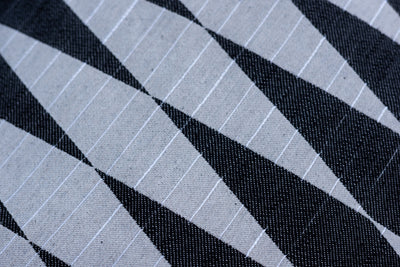 Backgammon Carbón Maasai Fabric by Coordonné