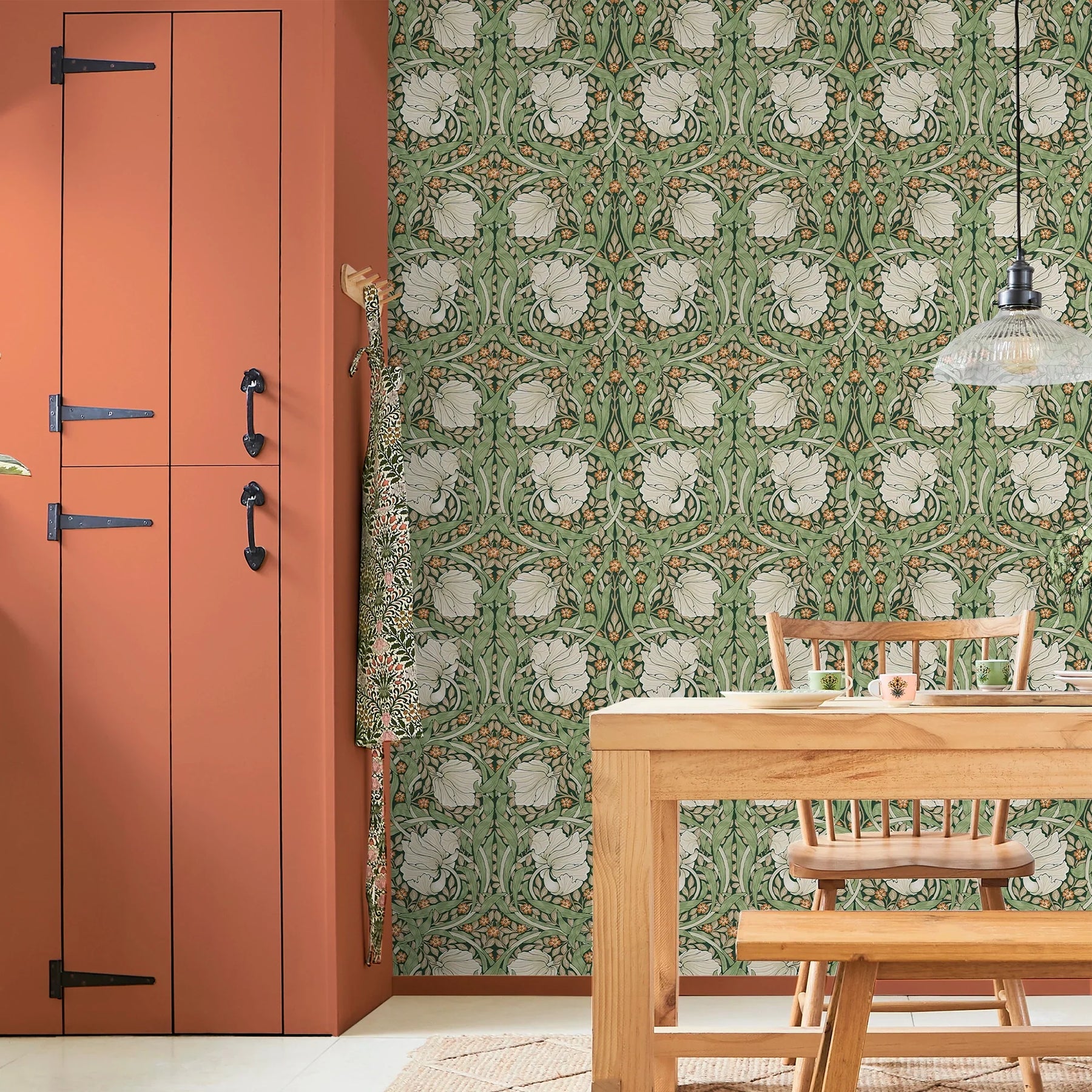 Arts & Crafts Wallpaper at Wallpaper Sales
