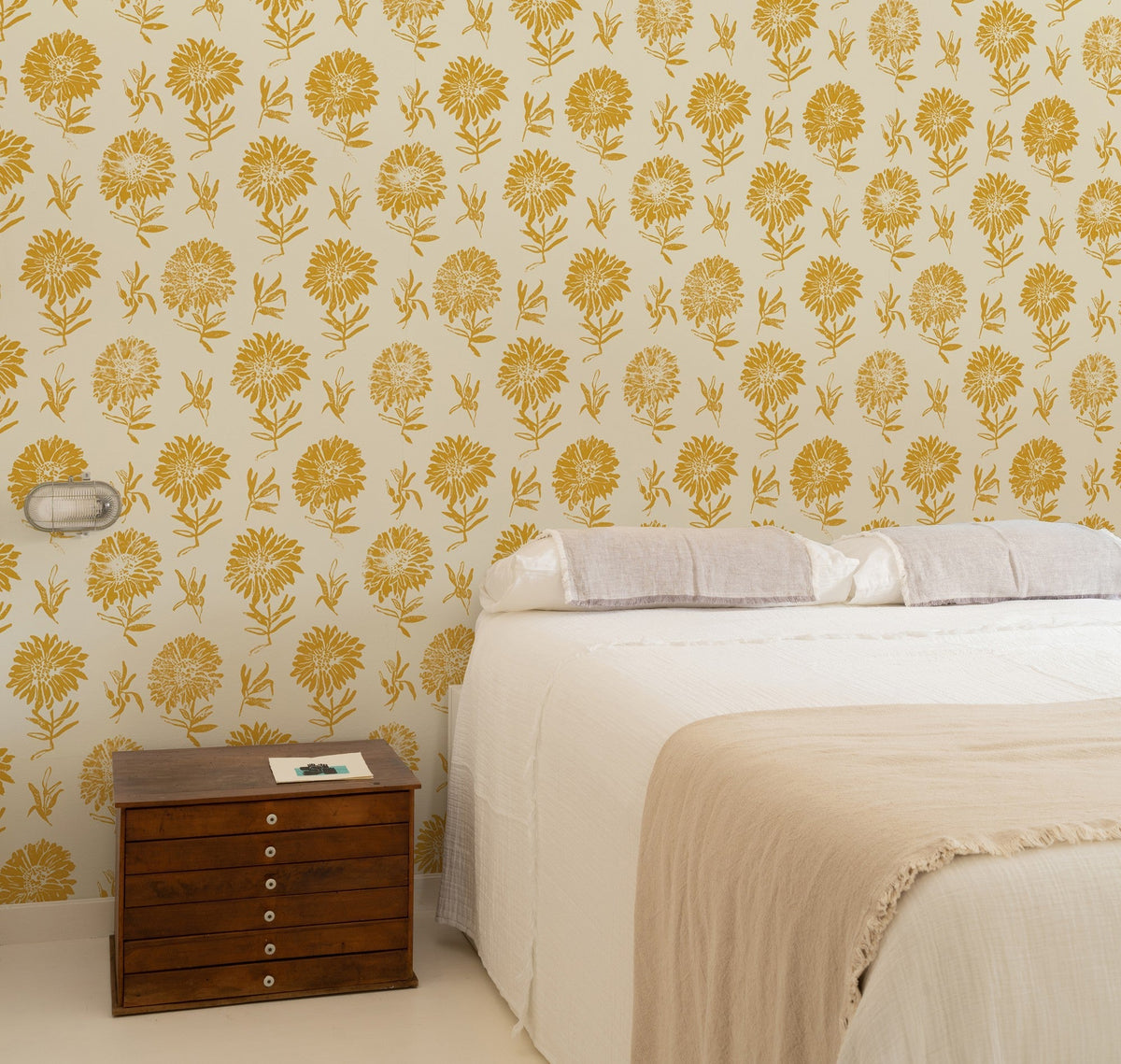 A00632 Pradera Curry Lur Wallpaper by Coordonné