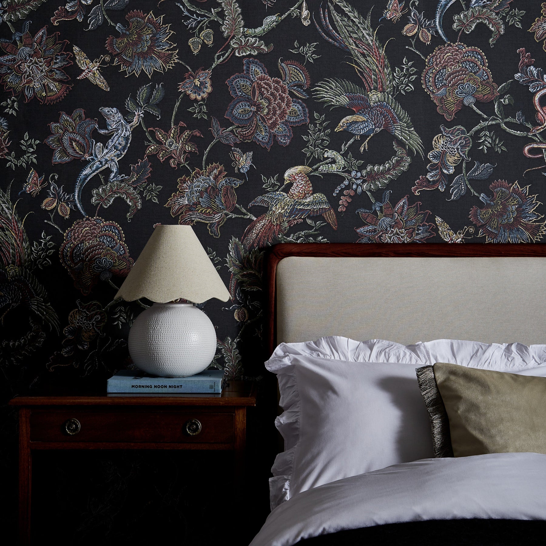 Black & Charcoal Wallpaper