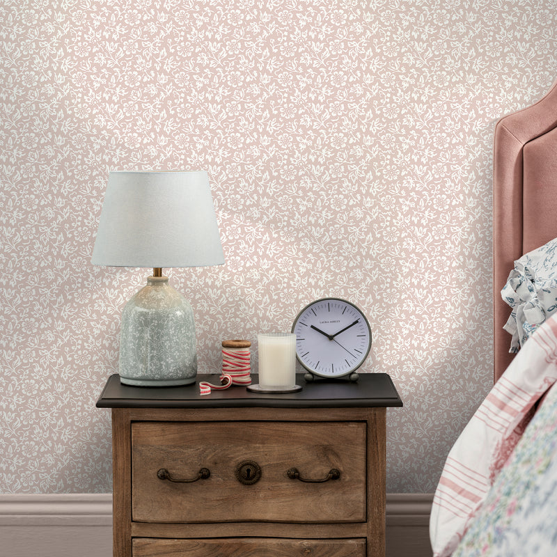 140326 Sweet Alyssum Wallpaper by Laura Ashley