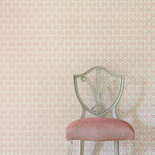 07176/04 Swift Small Designs Wallpaper By Colefax & Fowler