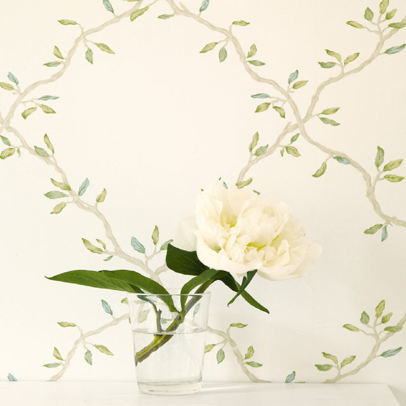 07706/02 Leaf Trellis Small Designs Wallpaper By Colefax & Fowler
