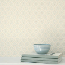 07989/04 Brightwell Small Designs Wallpaper By Colefax & Fowler