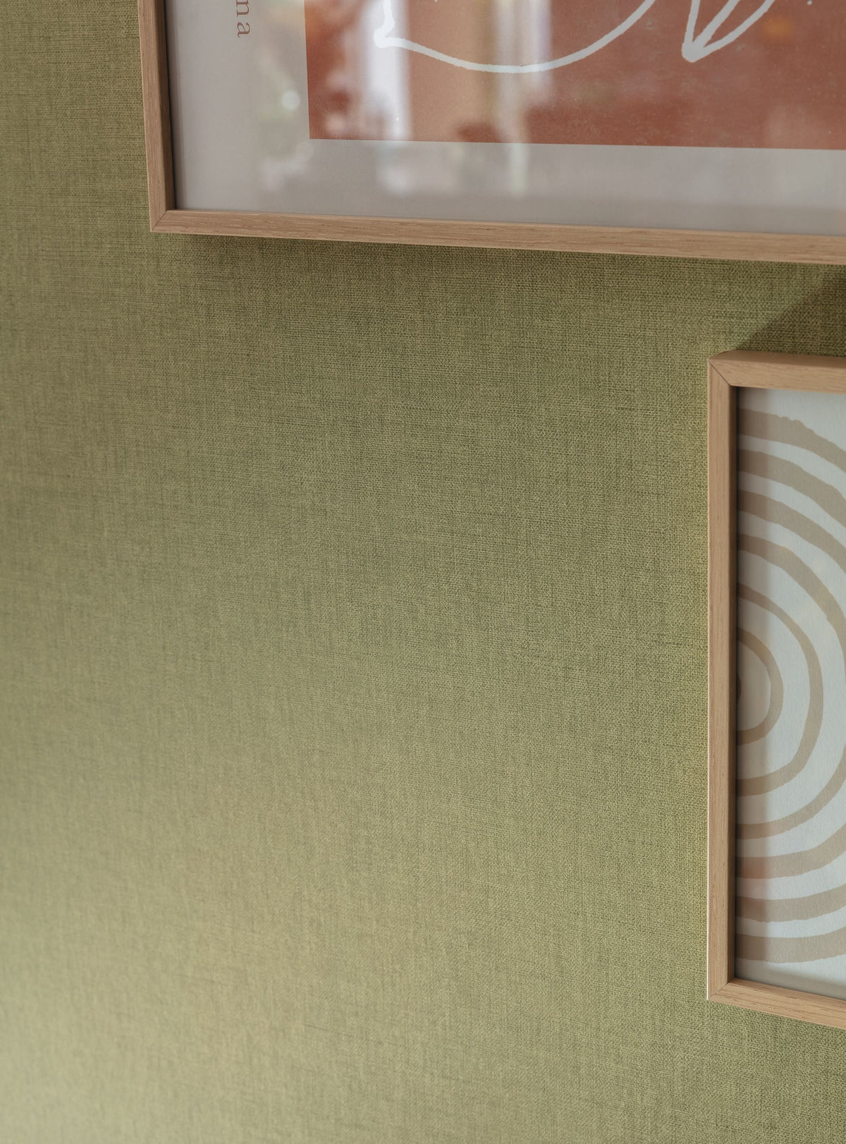 Uni Vert Kaki Happy Kids Club Wallpaper by Caselio