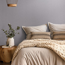 NAE101569640 Uni Natte Wallpaper by Caselio