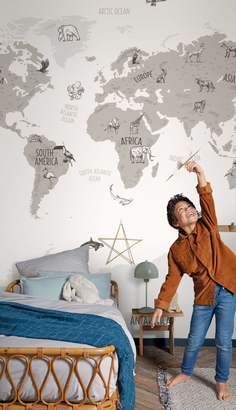 102039918 Panoramique World Map Noir/ Blanc Mural by Caselio