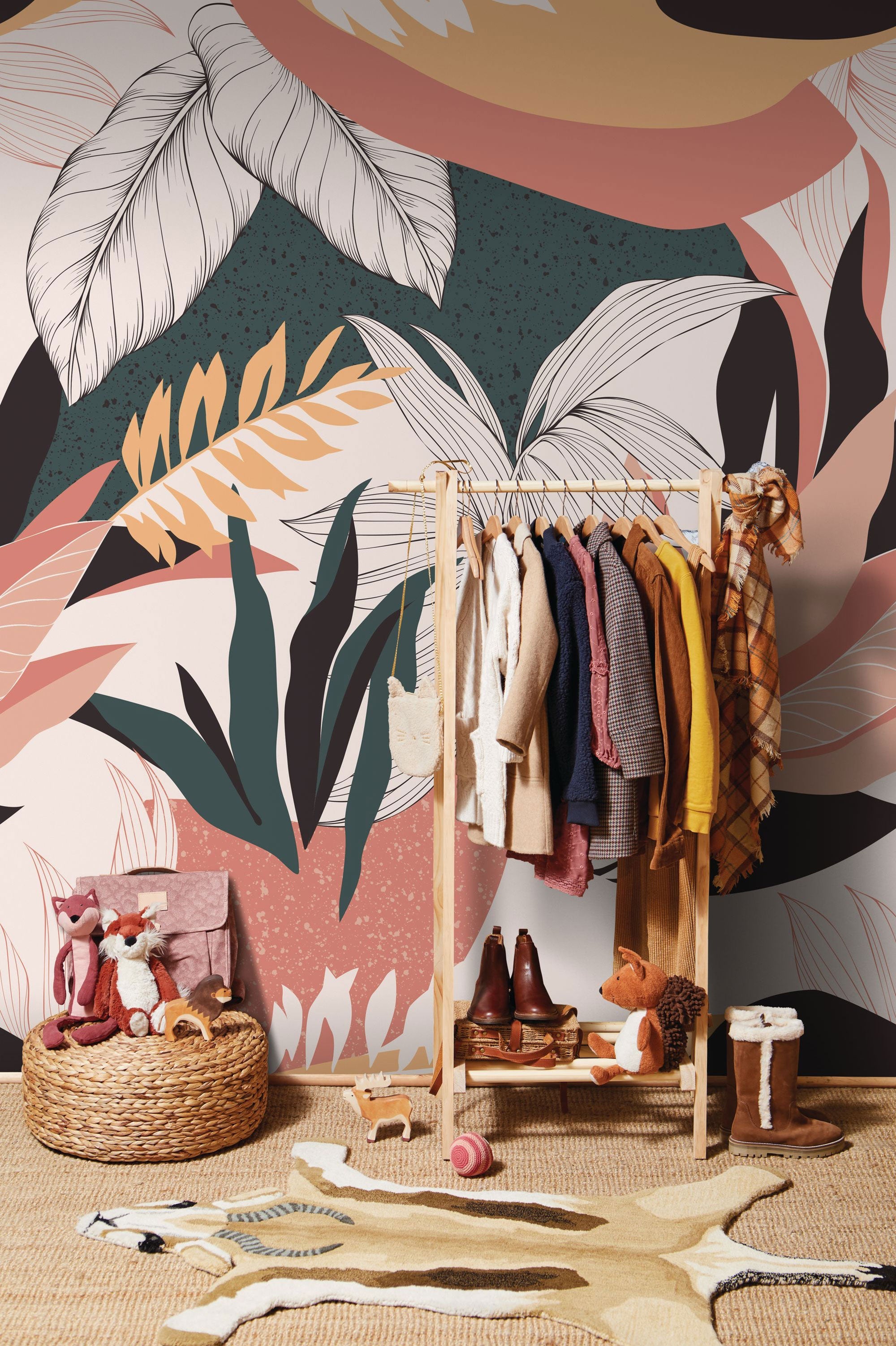102384077 Panoramique Sweet Heart Rose Vert Mural by Caselio
