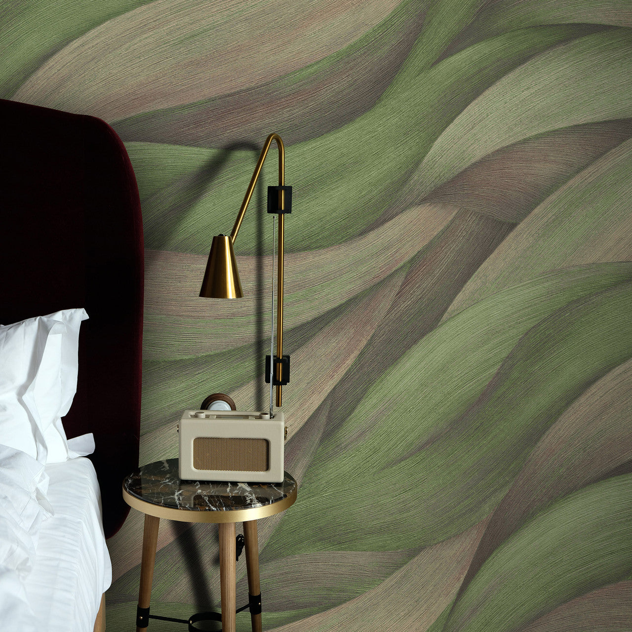 10257-07 Casual Chic Wallpaper by Erismann