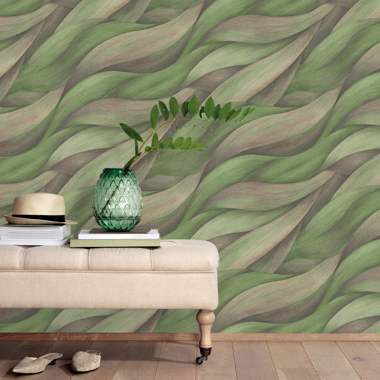 10257-07 Casual Chic Wallpaper by Erismann
