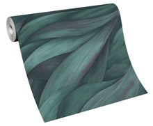 10257-18 Casual Chic Wallpaper by Erismann