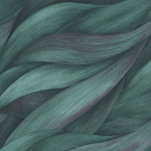 10257-18 Casual Chic Wallpaper by Erismann