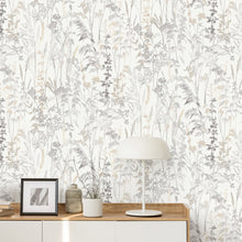 10258-14 Casual Chic Wallpaper By Erismann