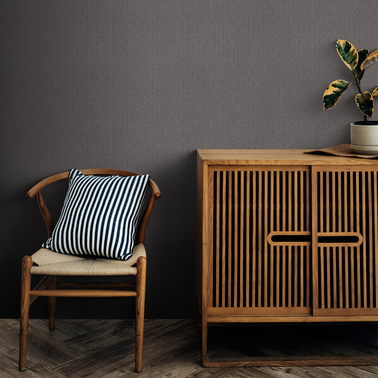 10259-10 Casual Chic Wallpaper By Erismann