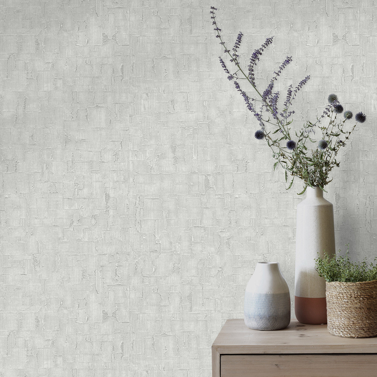 10260-31 Casual Chic Wallpaper by Erismann