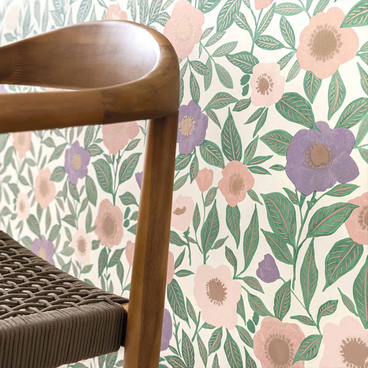 HTH104070721 Lucky Happy Therapy Wallpaper By Caselio