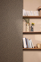 104991560 Uni Mat Beige Pralin Damier Wallpaper by Caselio