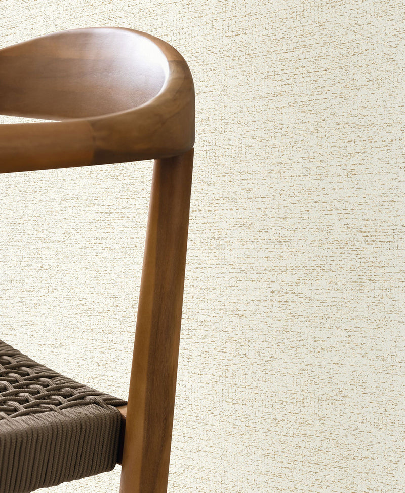 105000010 Uni Metallise Blanc Dore Damier Wallpaper by Caselio