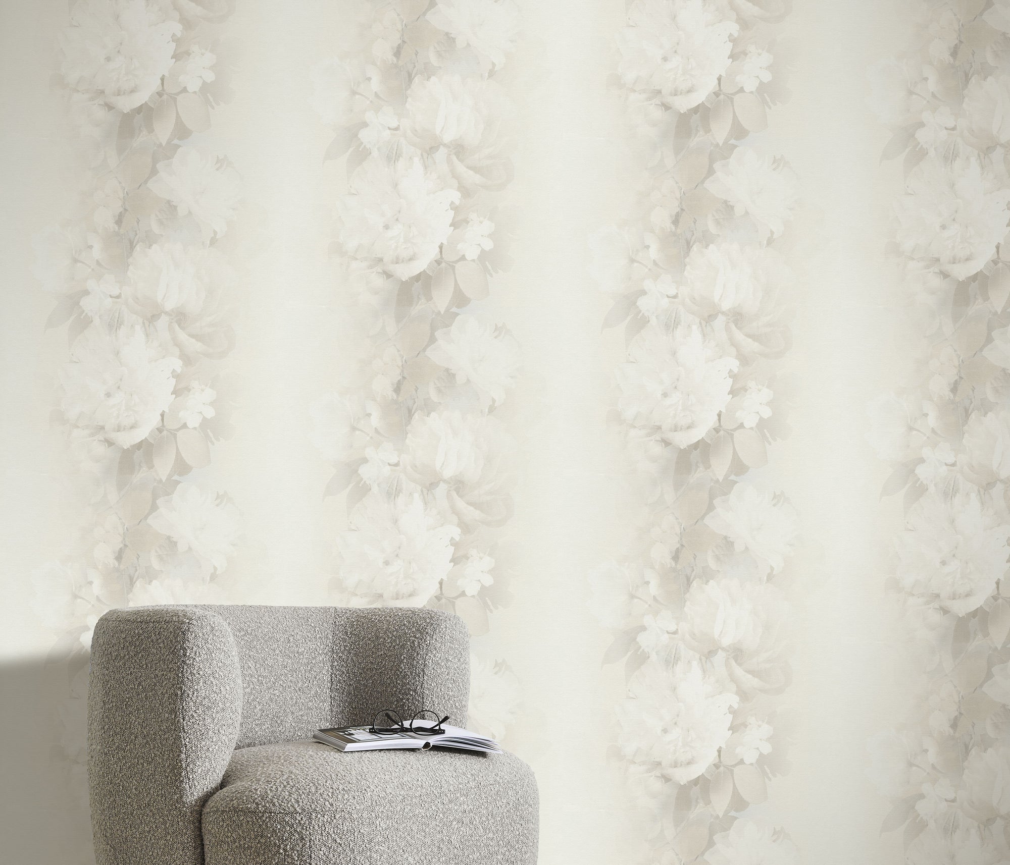 10513-02 Aurora Floral Beige Wallpaper by Erismann