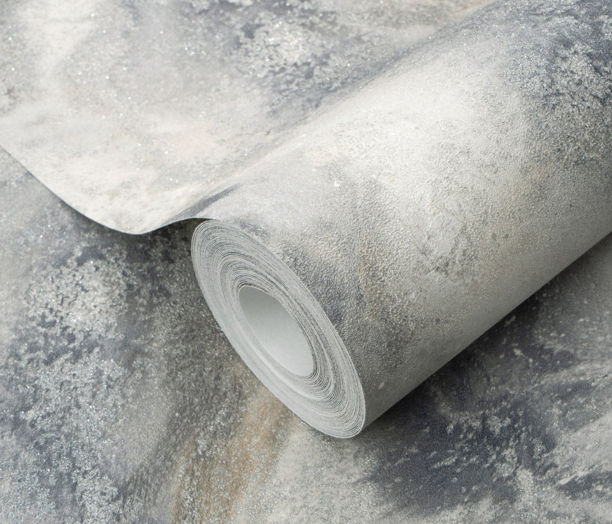 Cosmic Grey Elle Decoration 5 Wallpaper by Erismann | 10614-10