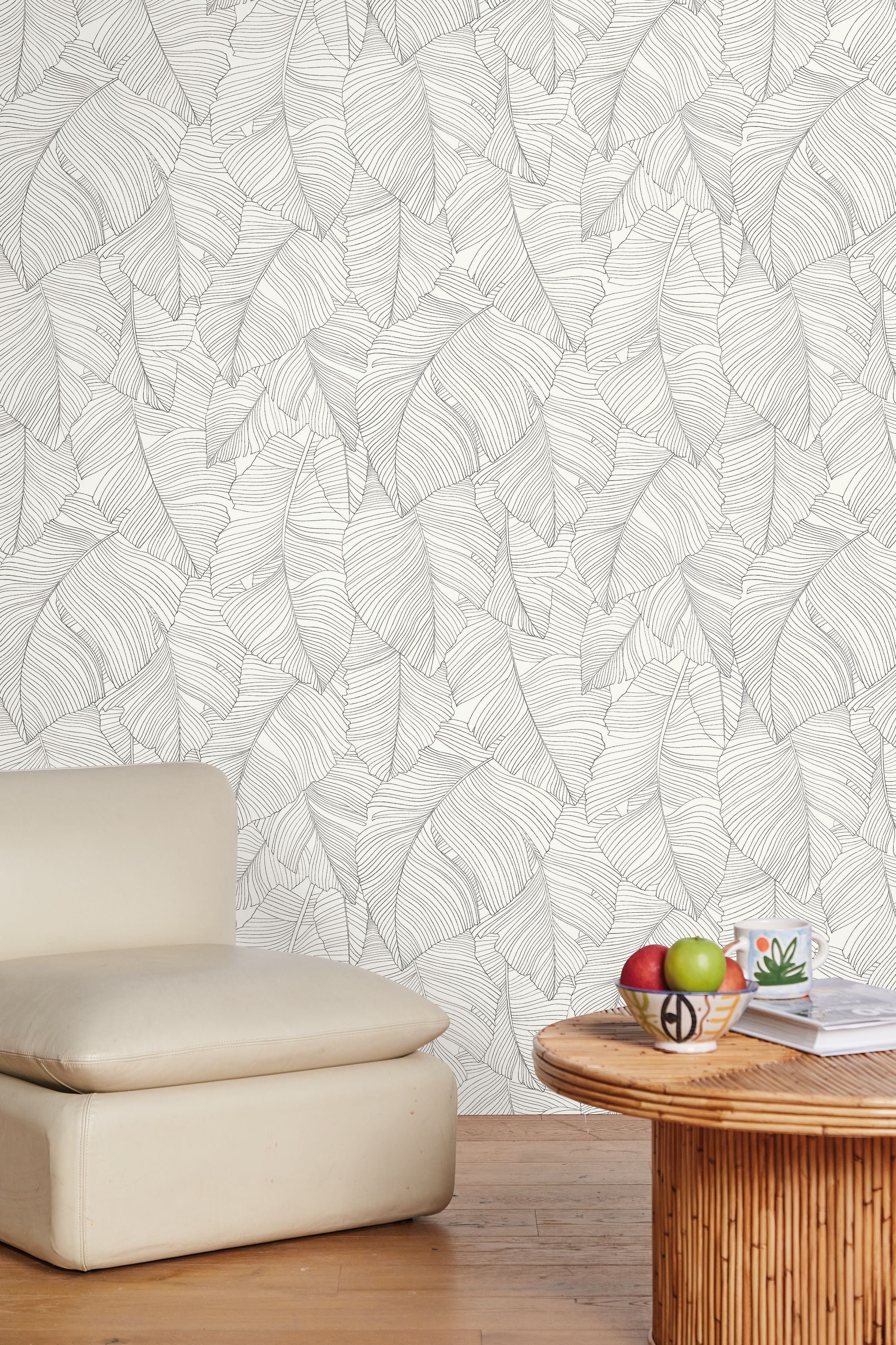 106500929 Vegetalia Noir Et Blanc Wallpaper by Caselio