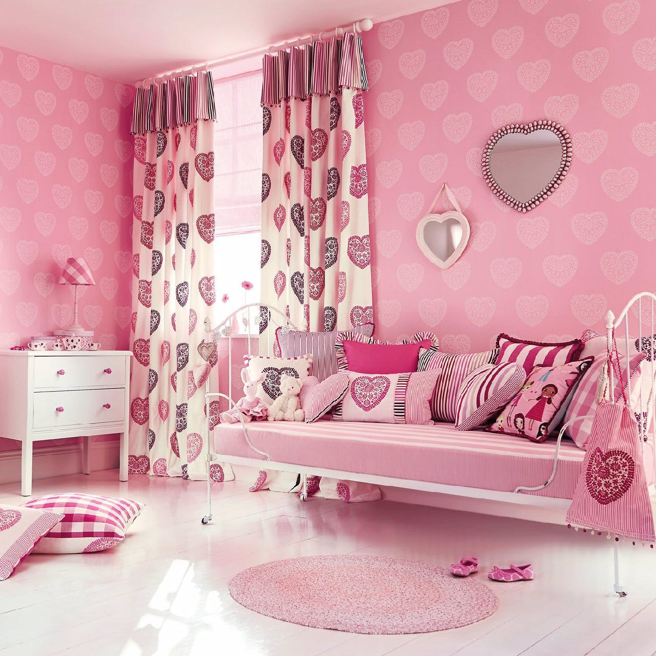 110538 Sweet Heart All About Me Wallpaper by Harlequin