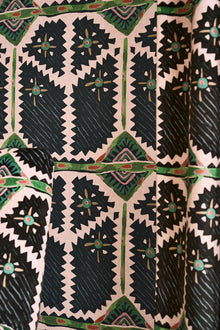 HFUP113362 Brocha Blush/Charcoal Wallpaper by Harlequin