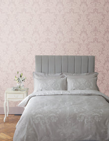 114919 Martigues Sugared Violet Wallpaper by Laura Ashley