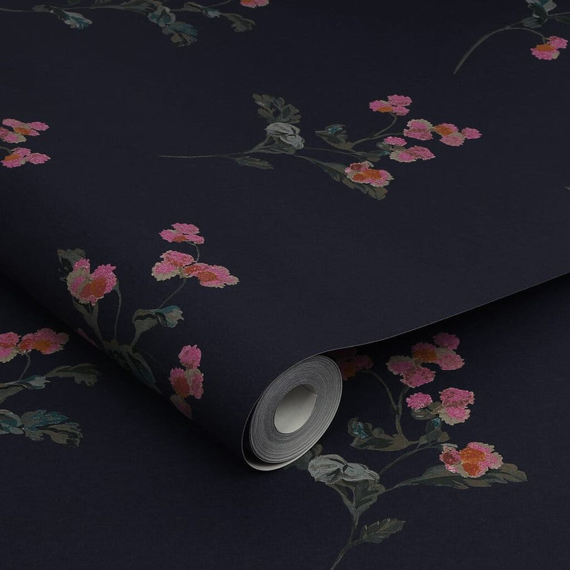 118564 Swanton Floral Midnight Navy Wallpaper by Joules