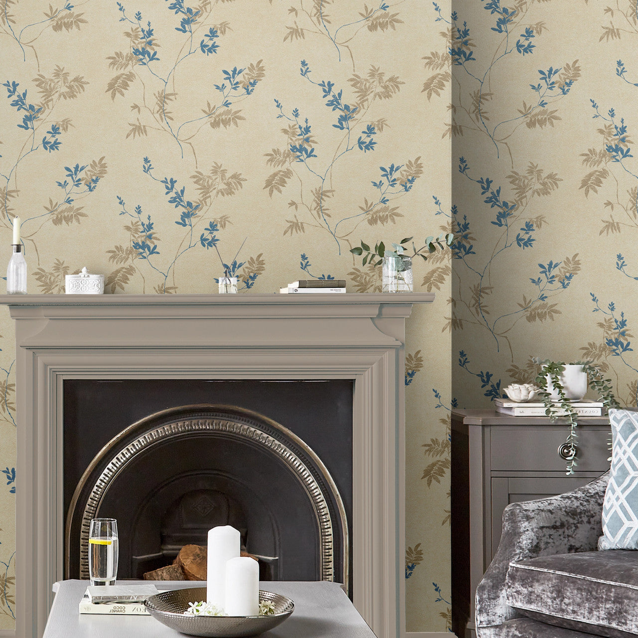 119841 Mari Gold Wallpaper by Laura Ashley
