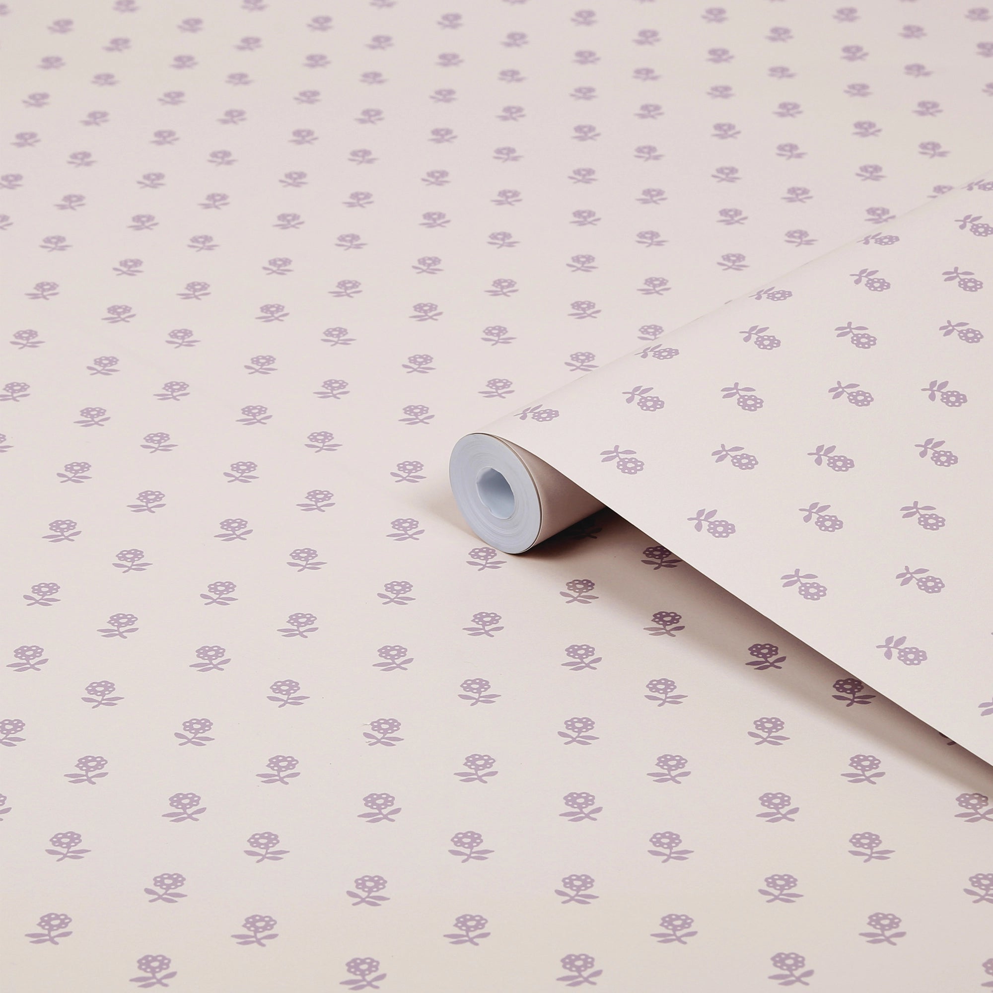 119864 Daisy Lavender Purple Wallpaper by Laura Ashley