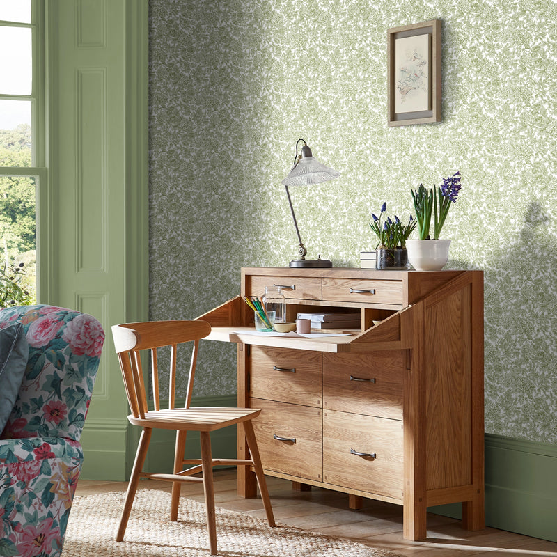 121080 Louise Moss Green Wallpaper by Laura Ashley
