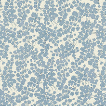122743 Cariad Spray Wallpaper by Laura Ashley