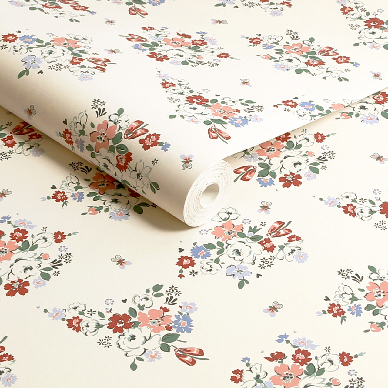 125509 Clifton Floral Cream Wallpaper by Cath Kidston