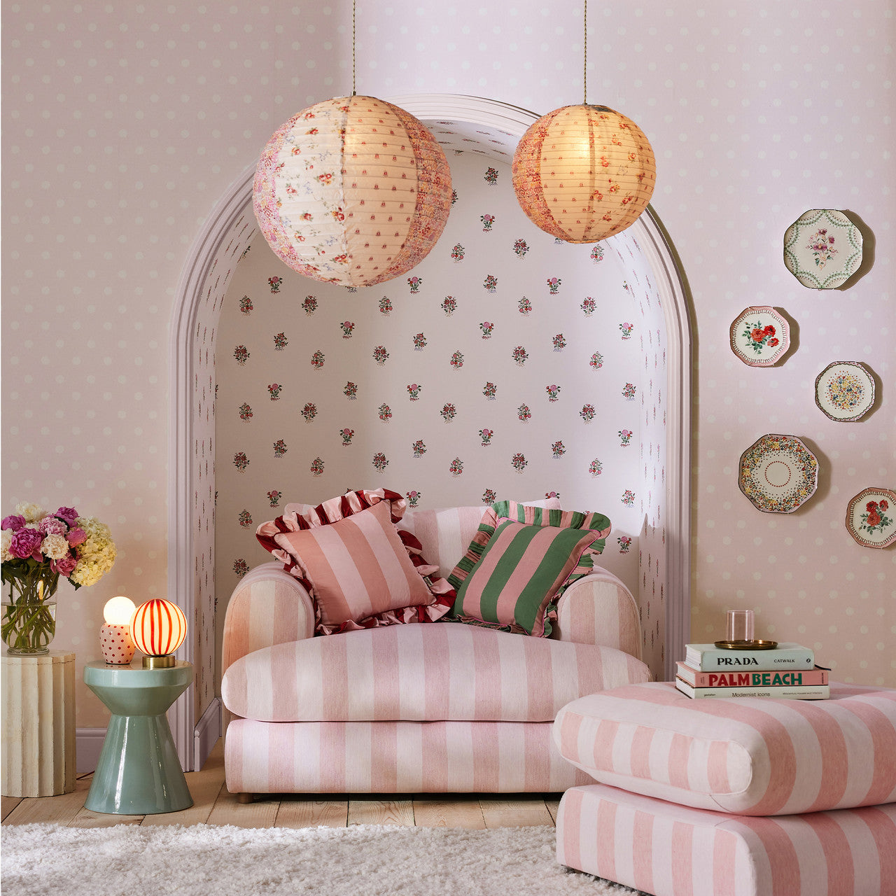 125520 Button Spot Pink Wallpaper by Cath Kidston