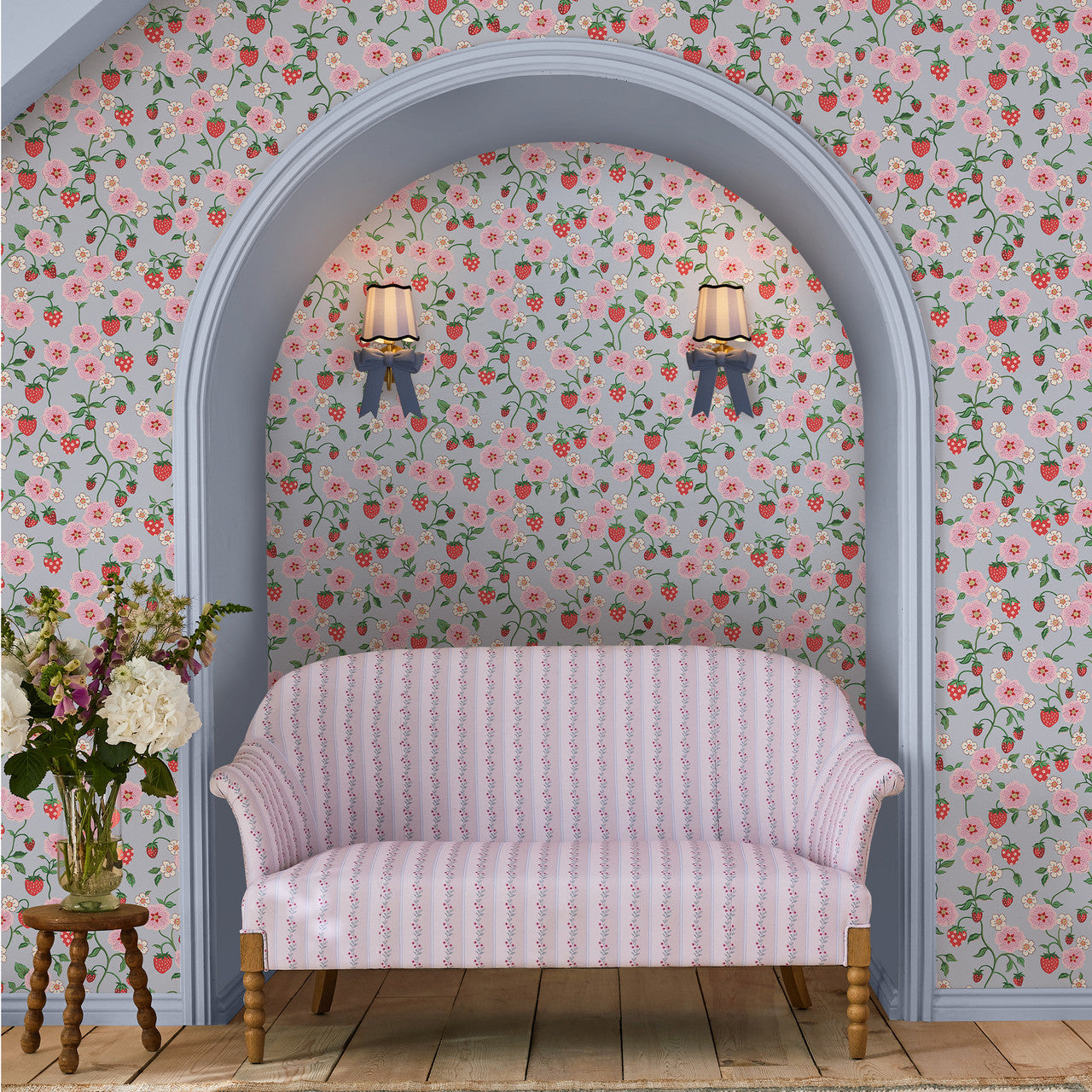 125532 Strawberry Summer Wallpaper by Cath Kidston