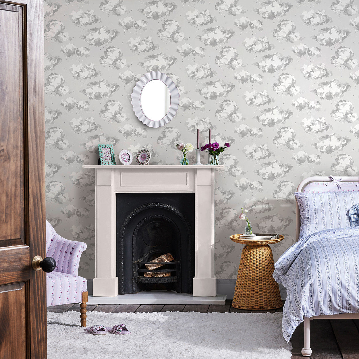 131430 Silver Linings Violet Wallpaper by Cath Kidston