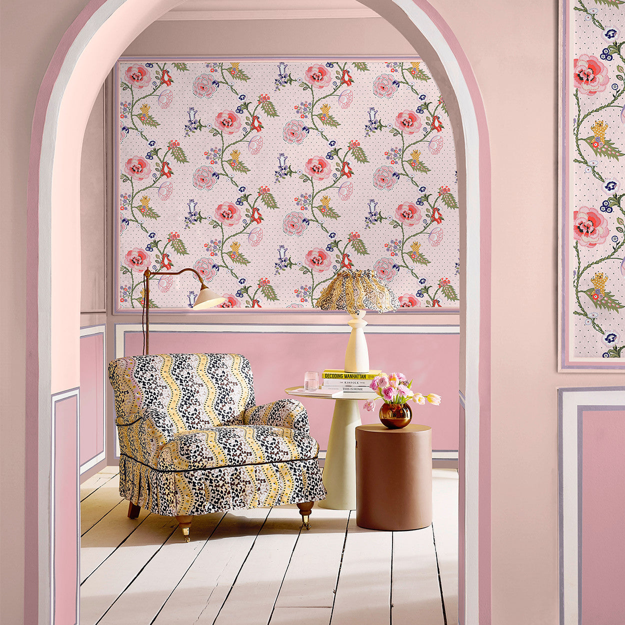 131432 Catnip Pink Wallpaper by Cath Kidston
