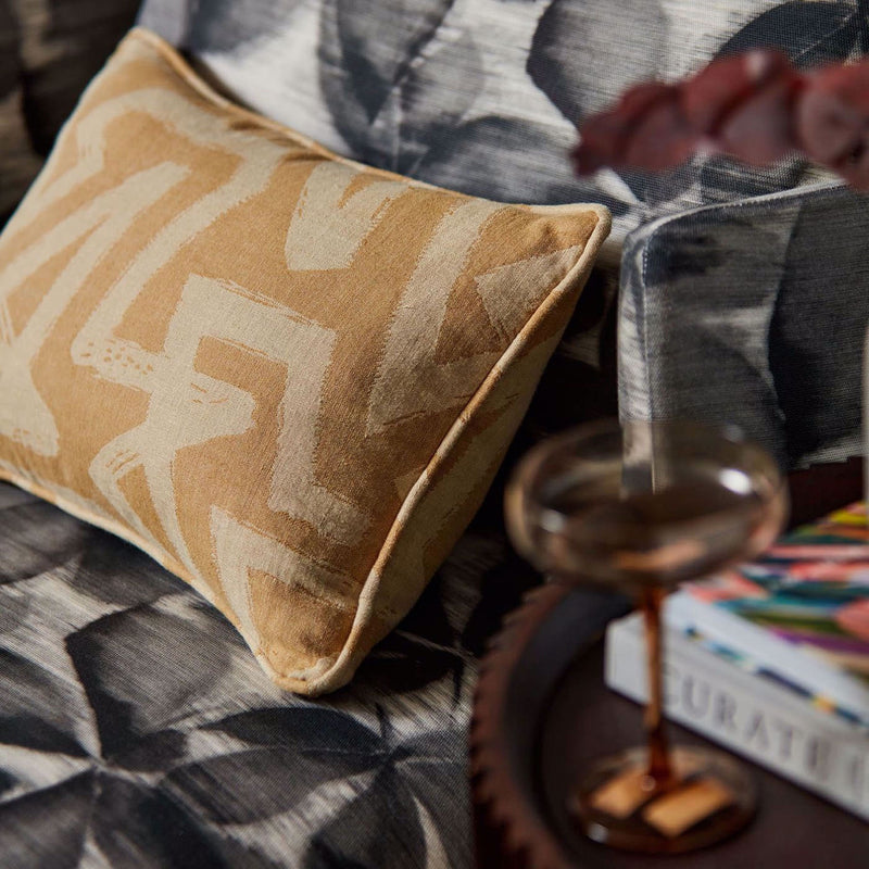 133922 Izumi Colour 4 Hessian and Sandstone Harlequin Fabric