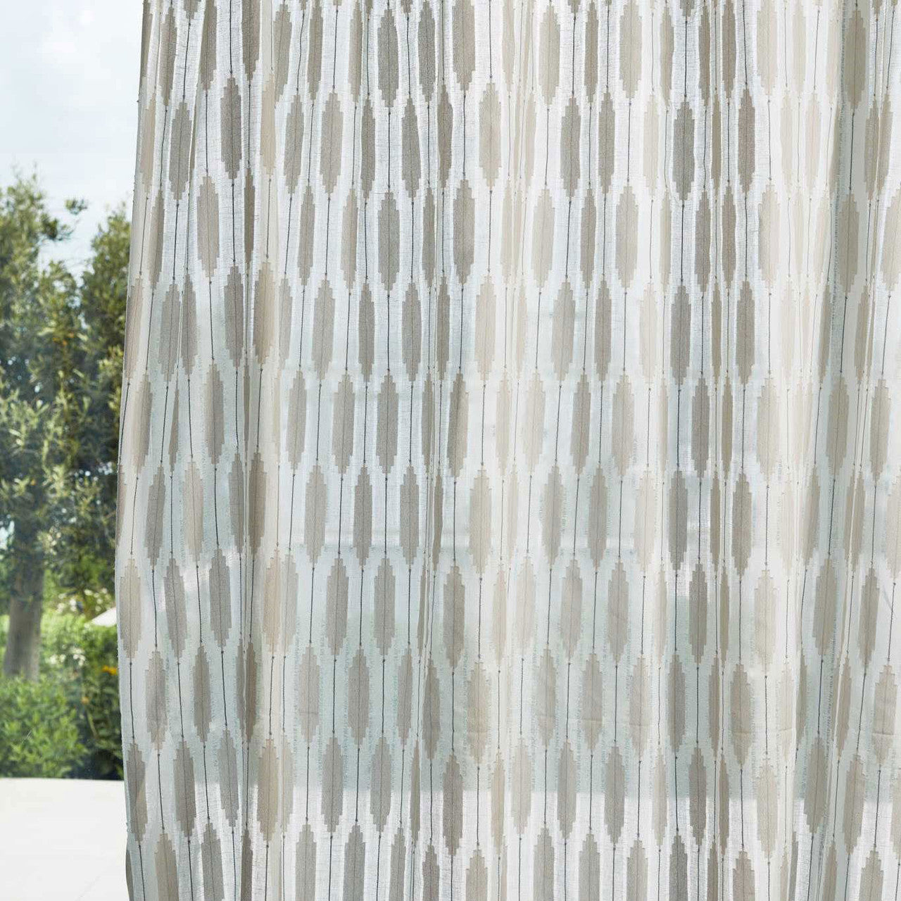 133945 Alto Sheers 1 Chalk/Celestial Harlequin Fabric