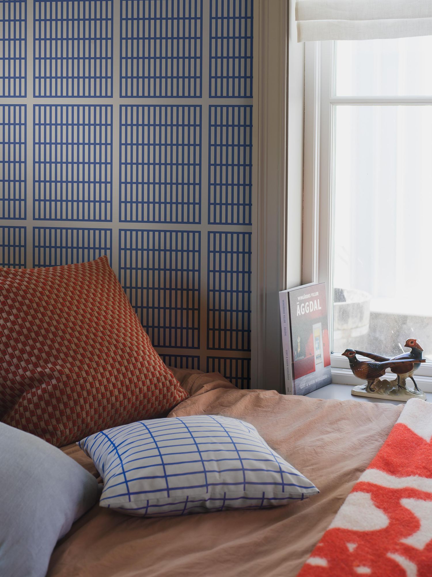 1387 Alvar Aalto 14/6 Light Blue Alvar Aalto Wallpaper by Boråstapeter