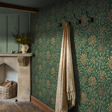 140487 Honeysuckle Verde William Morris at Home Wallpaper by Graham & Brown