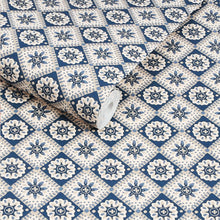 145387 Meadow Geo Navy & Cream Wallpaper by Joules