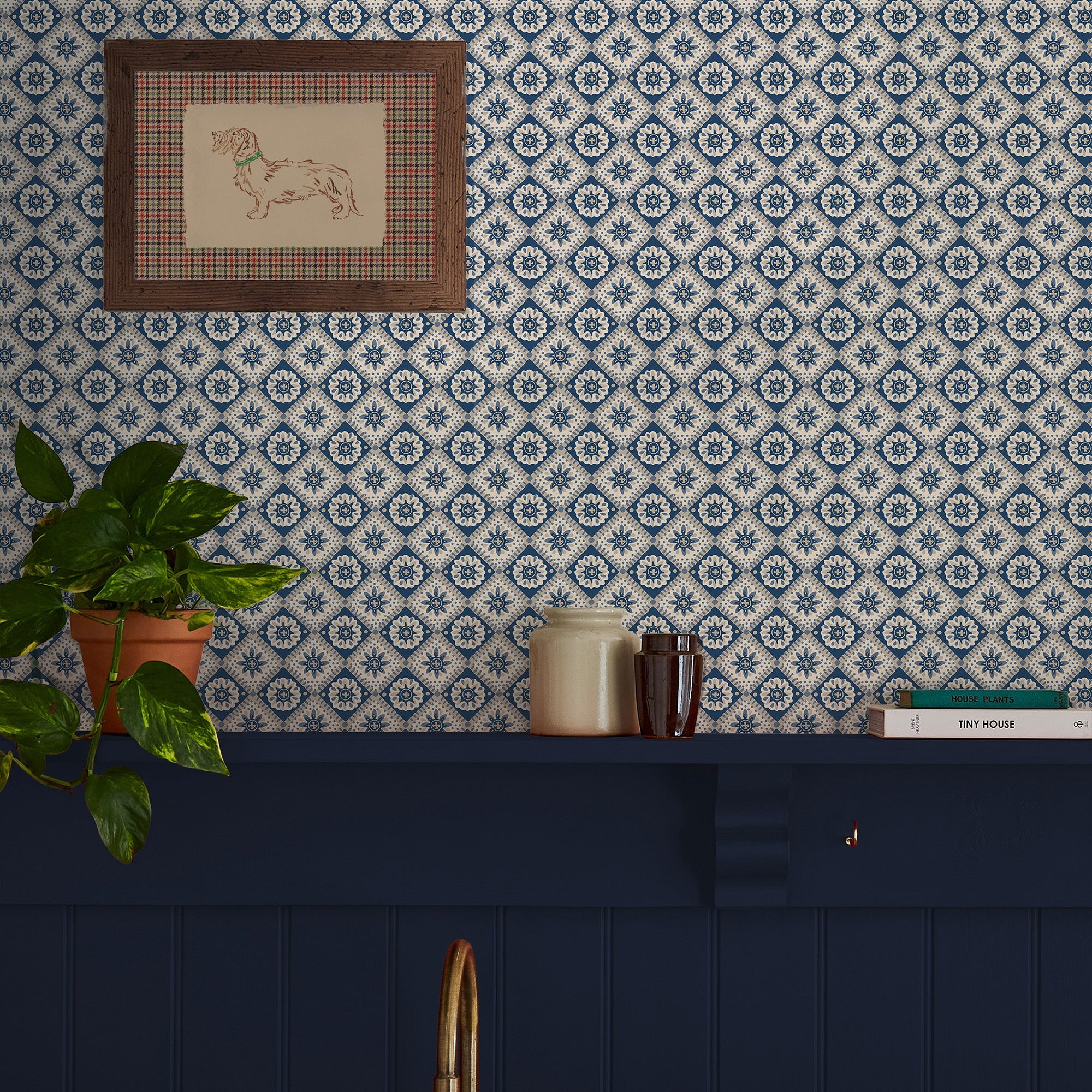 145387 Meadow Geo Navy & Cream Wallpaper by Joules