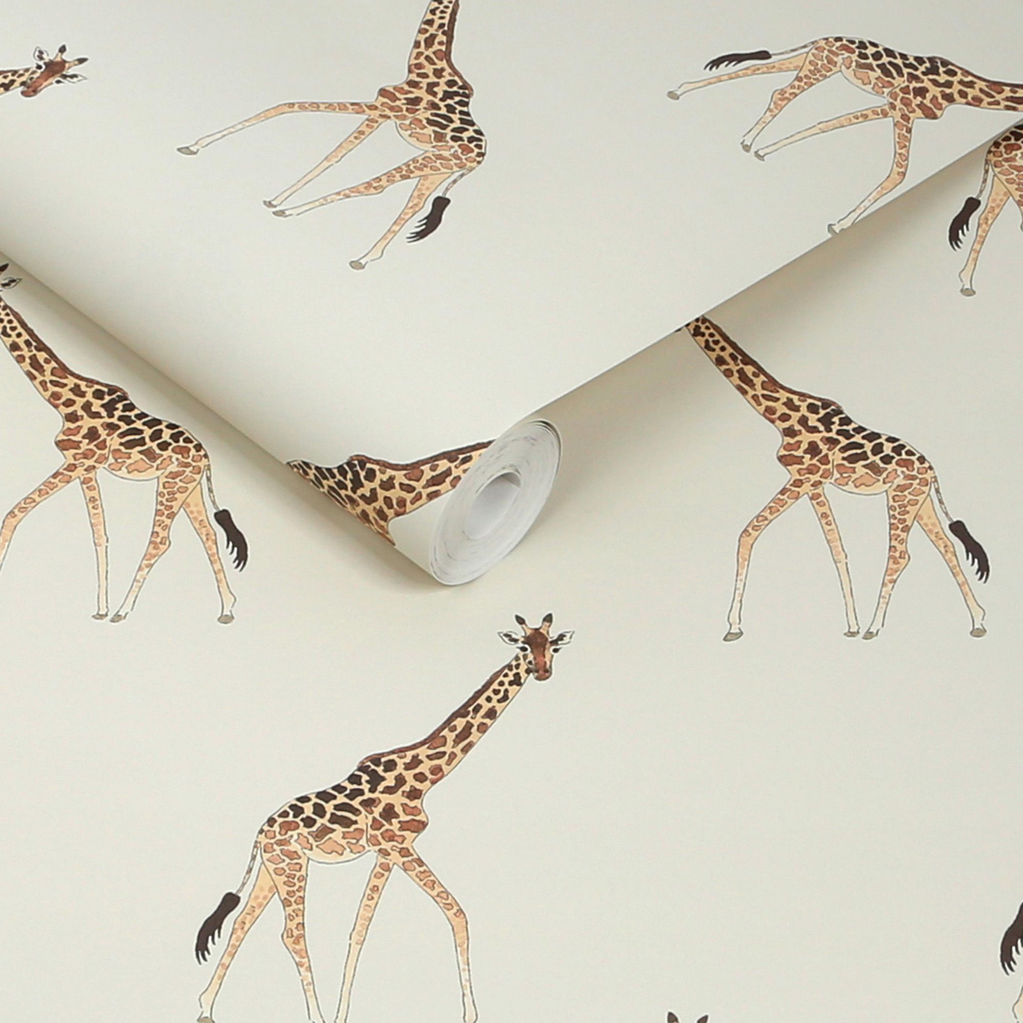 146862 Giraffe Off White Wallpaper by Sophie Allport