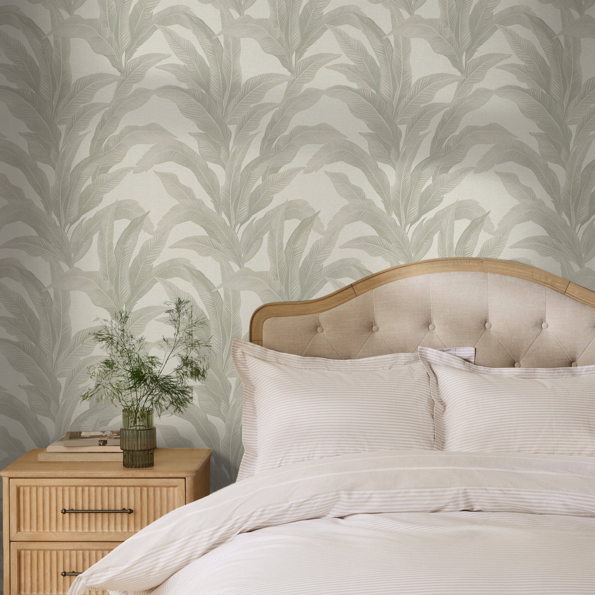 146889 Palm Print Linen Look Next AW26 Wallpaper by Next