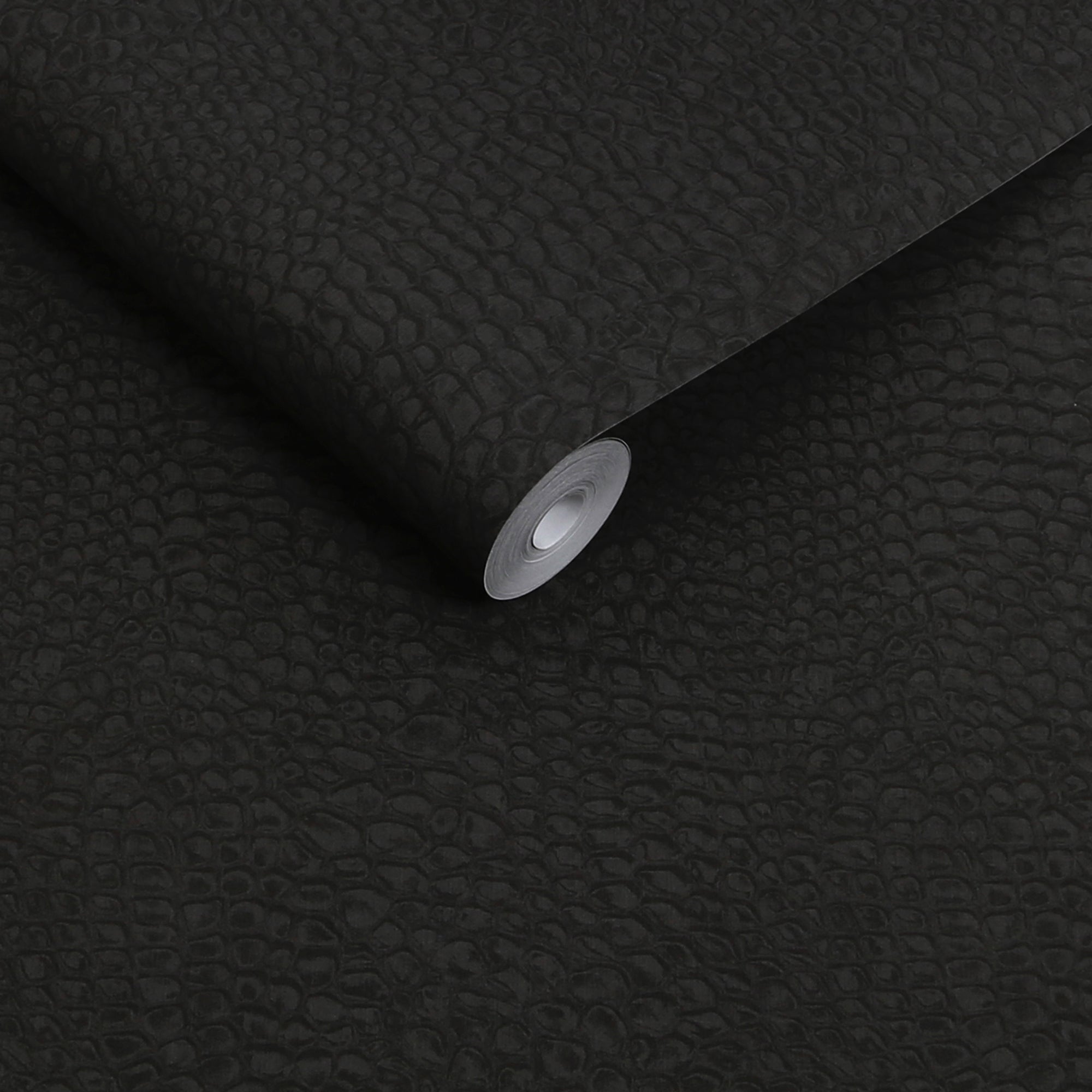 146893 Croc Midnight Next AW26 Wallpaper by Next