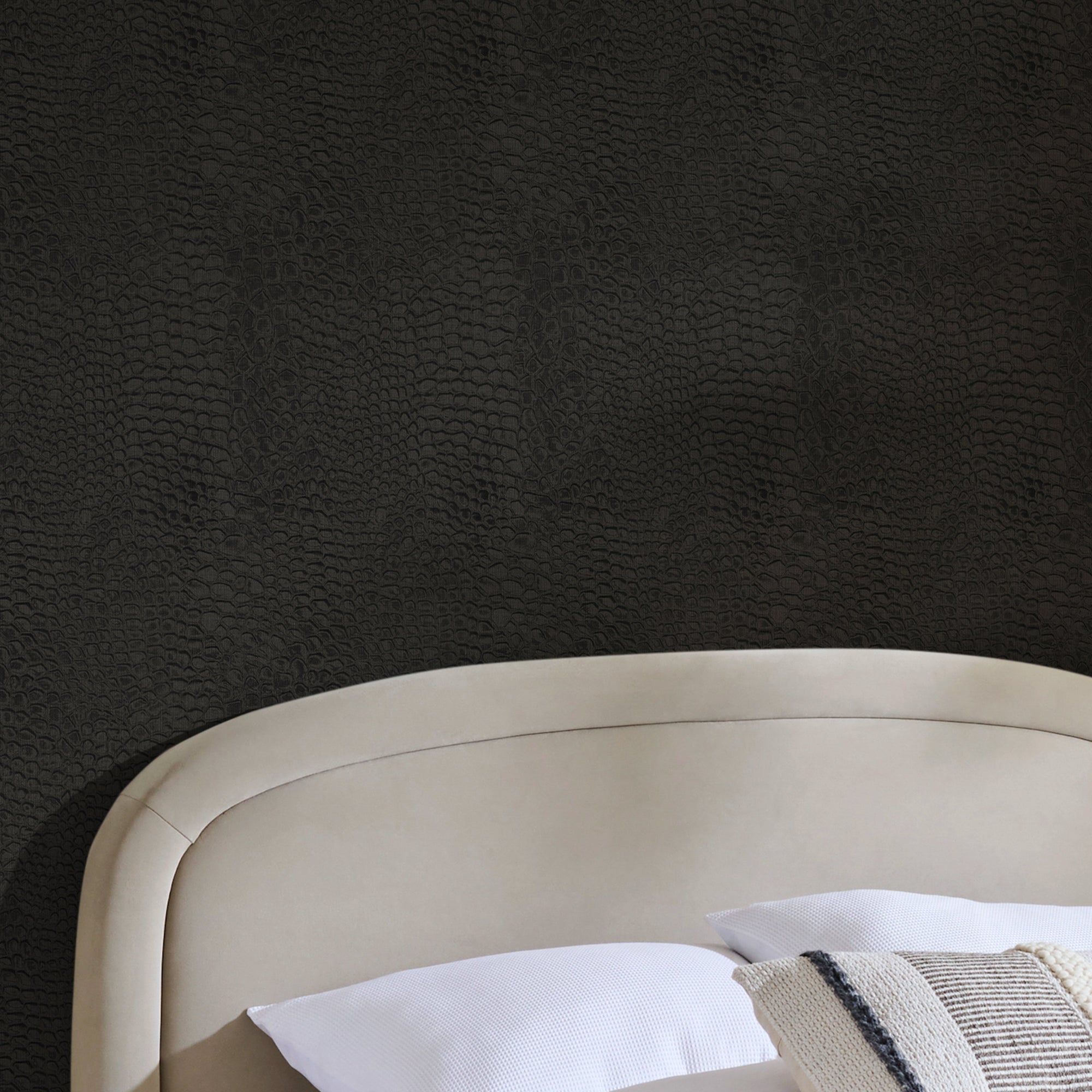 146893 Croc Midnight Next AW26 Wallpaper by Next