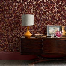 147006 Virginia Creeper Russet & Copper Clarissa Hulse AW26 Wallpaper by Clarissa Hulse